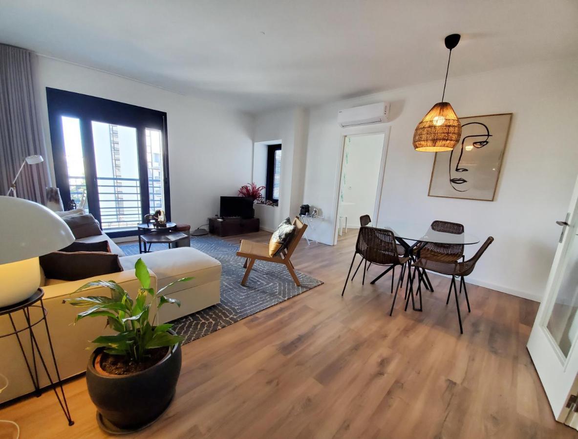 Lisbon Twin Towers Apartment Exterior photo